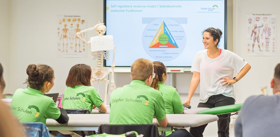 Lehrkraft Physiotherapie (m/w/d), 3. Bild
